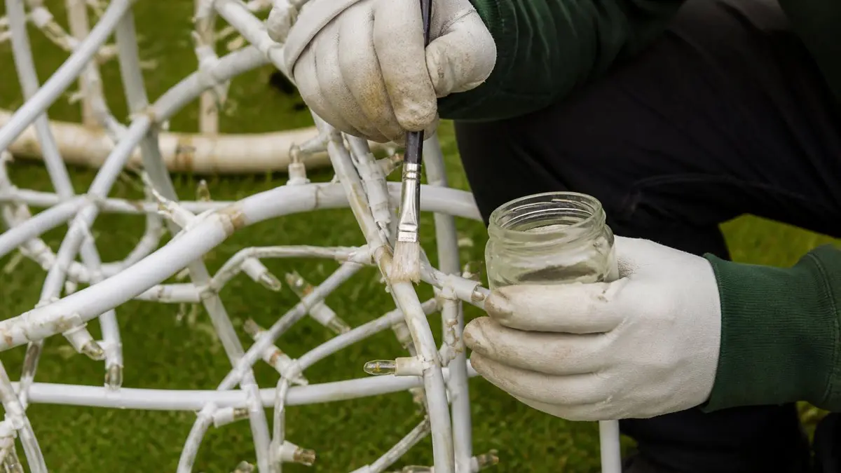 how-to-prevent-outdoor-light-corrosion-1791091573-1